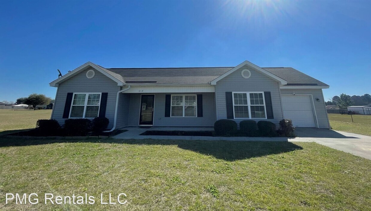 Primary Photo - 3 br, 2 bath House - 412 Hartley Drive