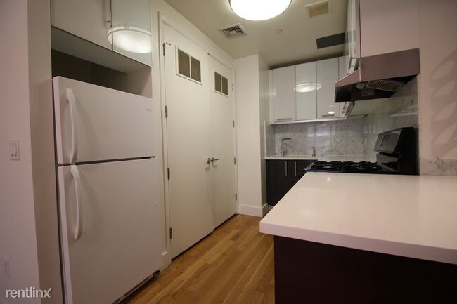 Building Photo - 589 Flushing Ave