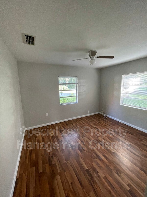 Building Photo - 226 S Hill Ave