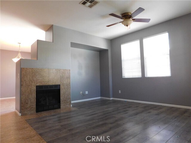 Foto del edificio - 3354 Evening Mist Ln