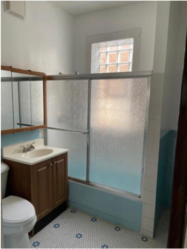 Bathroom - 1721 N Harding Ave
