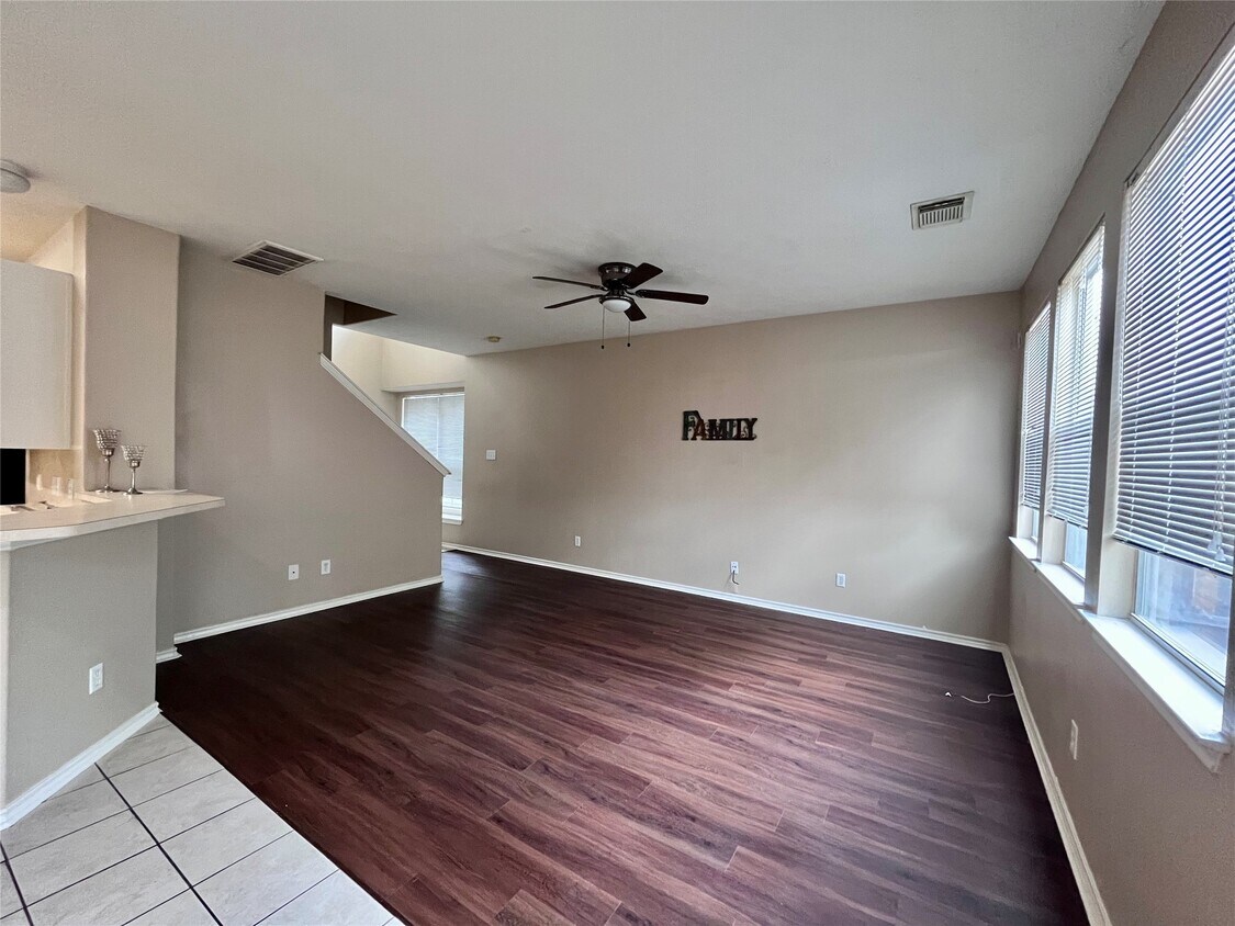 Foto del edificio - 2811 Hackamore Hollow Ln