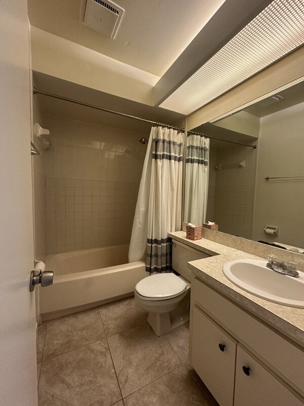 Foto del edificio - 2709 Shadybranch Dr