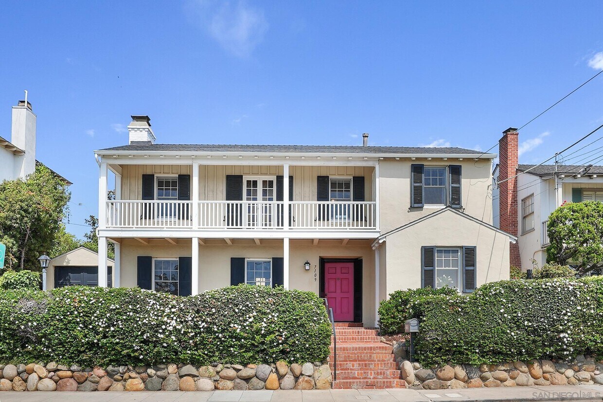Foto principal - 7109 Monte Vista Ave