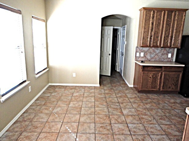 Foto del edificio - 10308 Oak Branch Ln