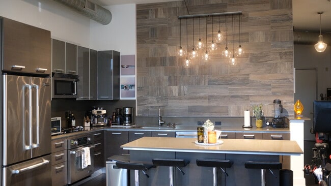 Foto del edificio - 13320 Beach Ave