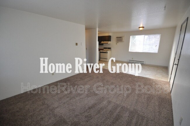 Foto del edificio - 1951 S Vista Ave