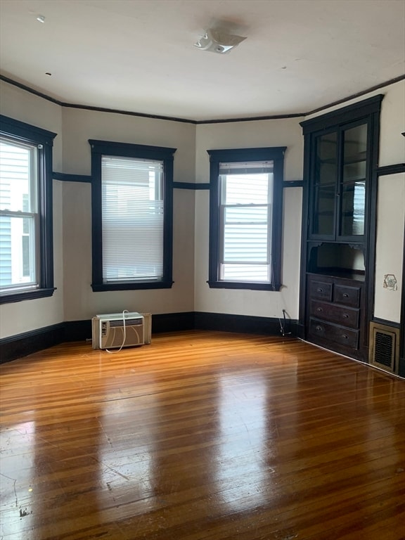 Building Photo - 54 Tremont St