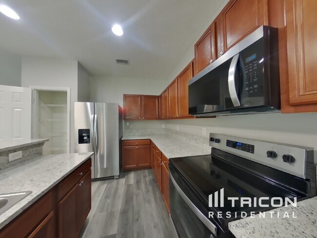 Foto del edificio - 86550 Cartesian Pointe Dr