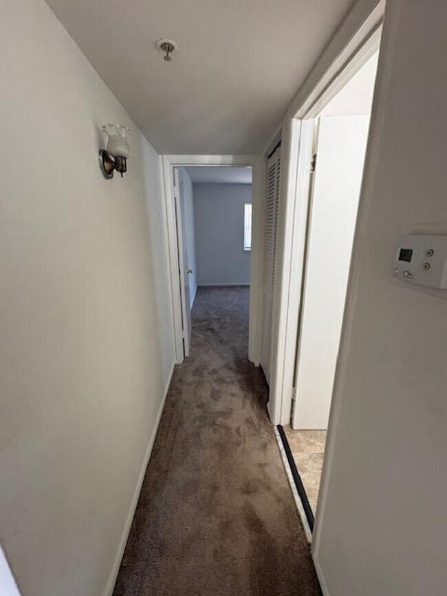 Foto del edificio - Three Bed One and Half Bath