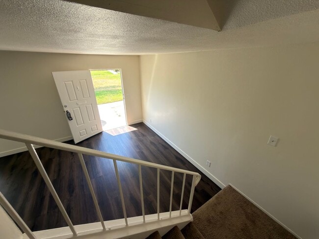 Building Photo - 4 BED, 2.5 BATH TOWNHOUSE STYLE CONDO- $3,575 ANAHEIM (LA PALMA & EUCLID)