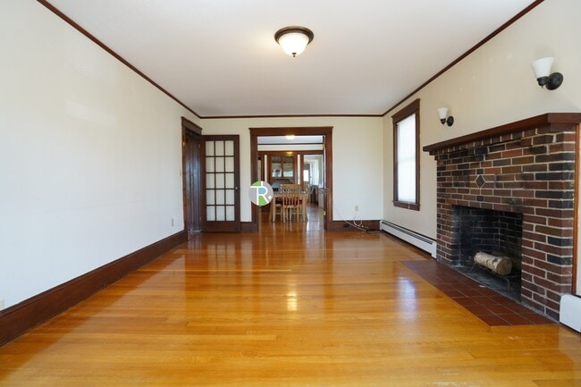 Building Photo - 467 Washington St