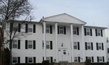 Building Photo - 264-264 George Waterman Rd