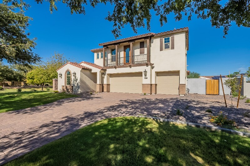 12973 N Founders Park Blvd, Surprise, AZ 85379 House Rental in