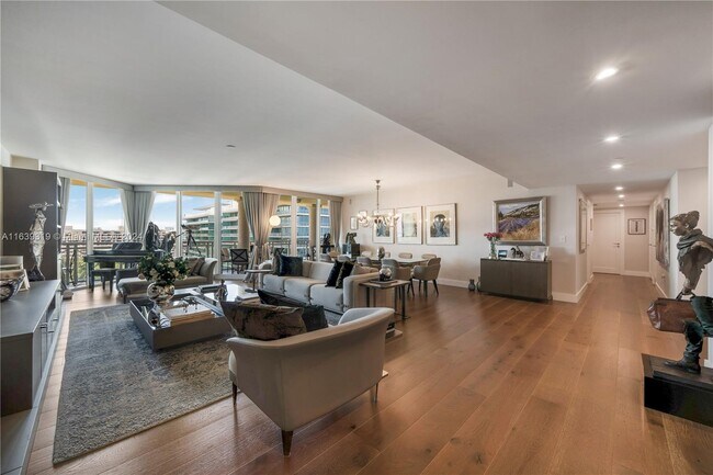 Foto del edificio - 430 Grand Bay Dr