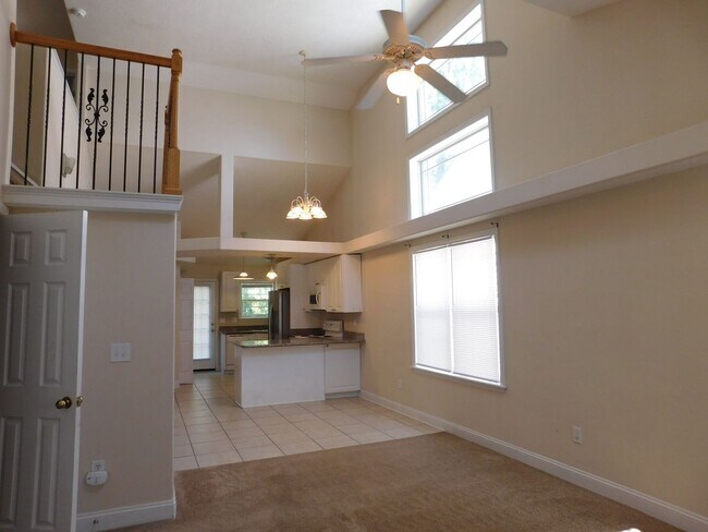Foto del edificio - 4204 Arbor Green Way