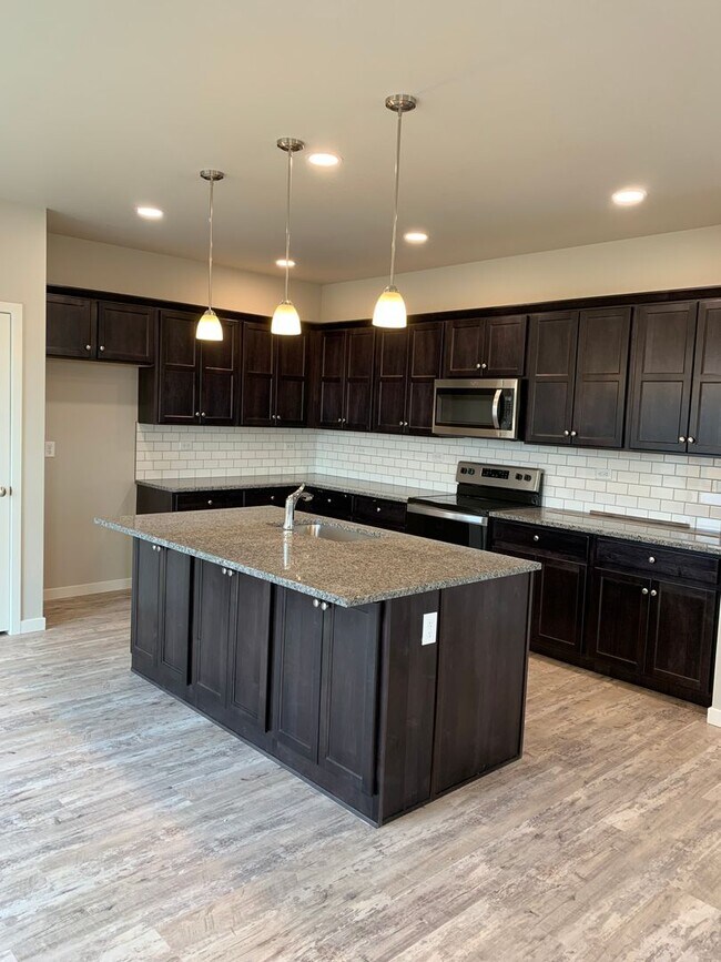 Foto del edificio - Single Family Home 3 Bed 2.5 Baths - Mosai...