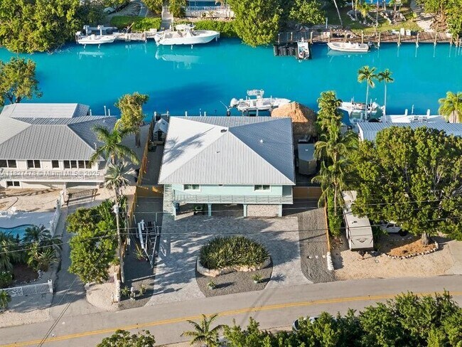 Foto del edificio - 232 W Seaview Dr