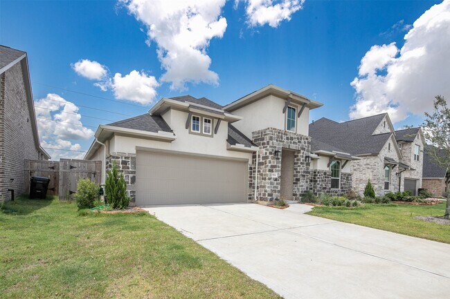 Foto del edificio - 5914 Emerald Ranch Ln