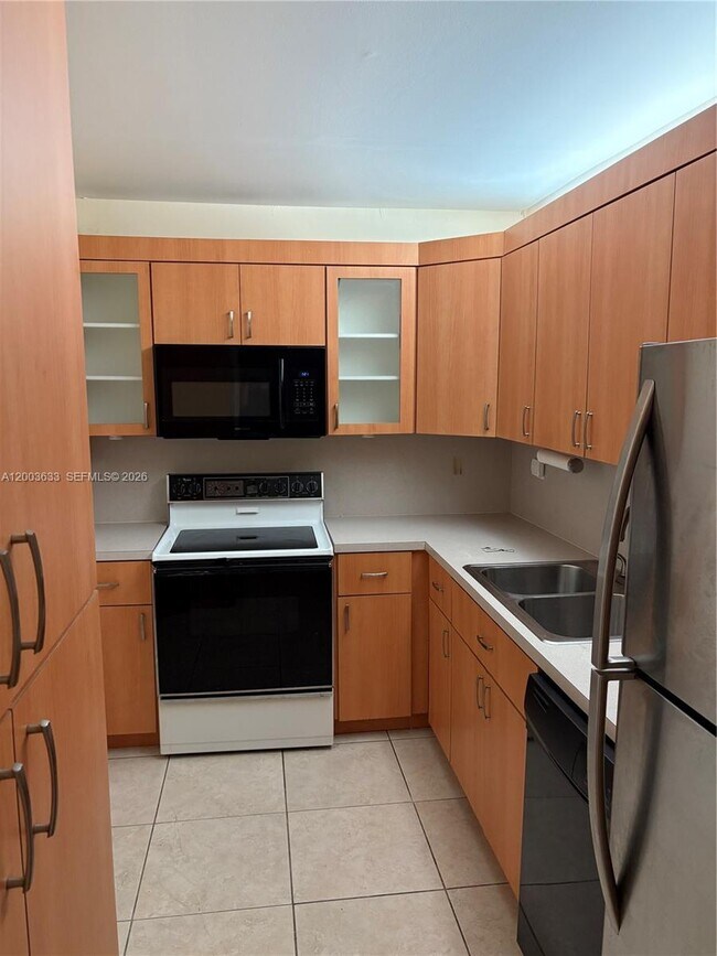 Foto del edificio - 8335 SW 72nd Ave