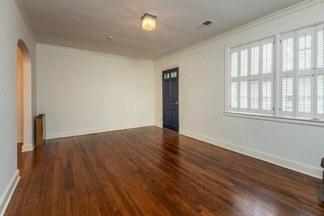 Foto del edificio - 537 Eastbourne Pl