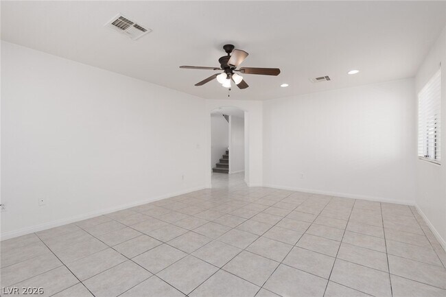 Building Photo - 3829 Bayamon St
