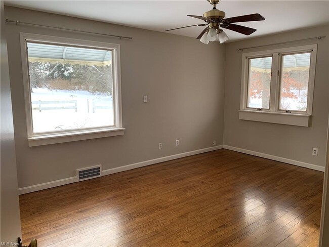 Foto del edificio - 30750 Summit Ln