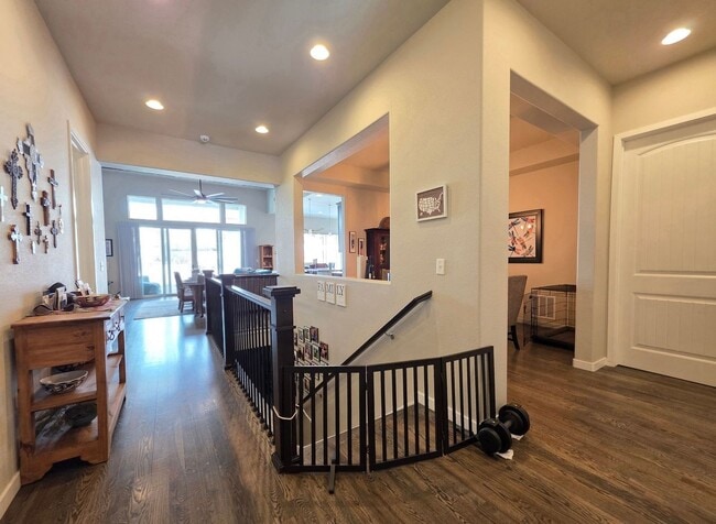 Foto del edificio - 5 Bed 4 Bath Home In Flying Horse North!!