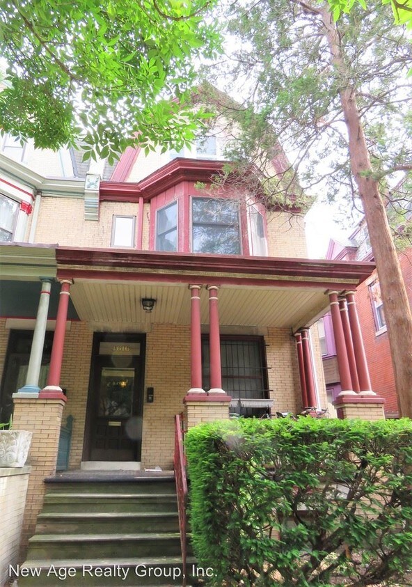 Primary Photo - 4616 Cedar Ave