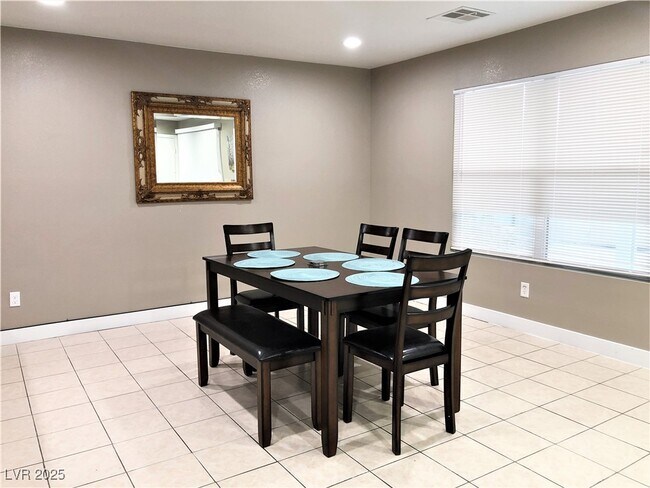 Foto del edificio - 5544 Donaldson Ct