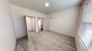 University Bedroom - The Village at Stetson Square