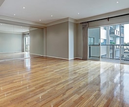 Building Photo - 2929 Buffalo Speedway