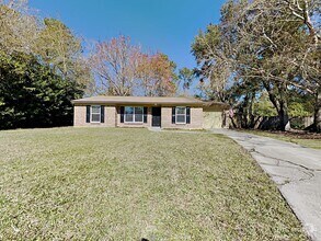 Building Photo - 1641 Rhonda Dr
