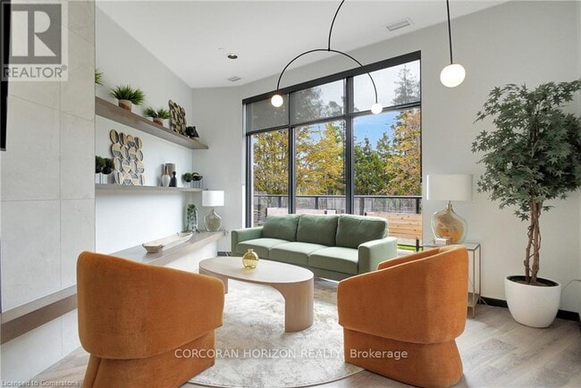 Building Photo - 525 New Dundee Rd