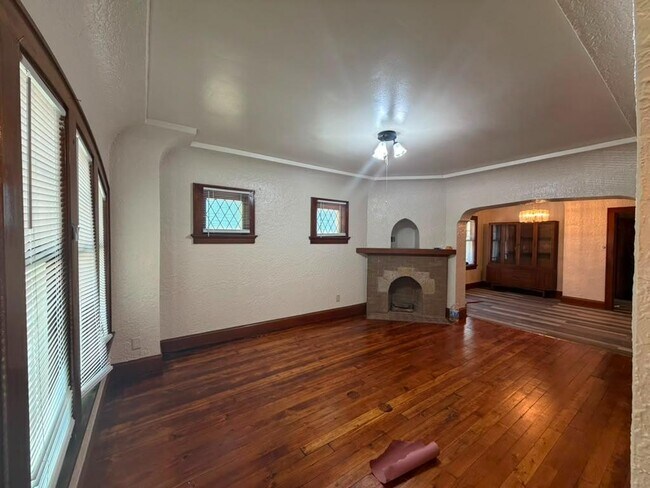 Foto del edificio - 3215 N 53rd St