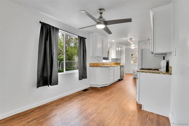Building Photo - 4155 S Lipan St