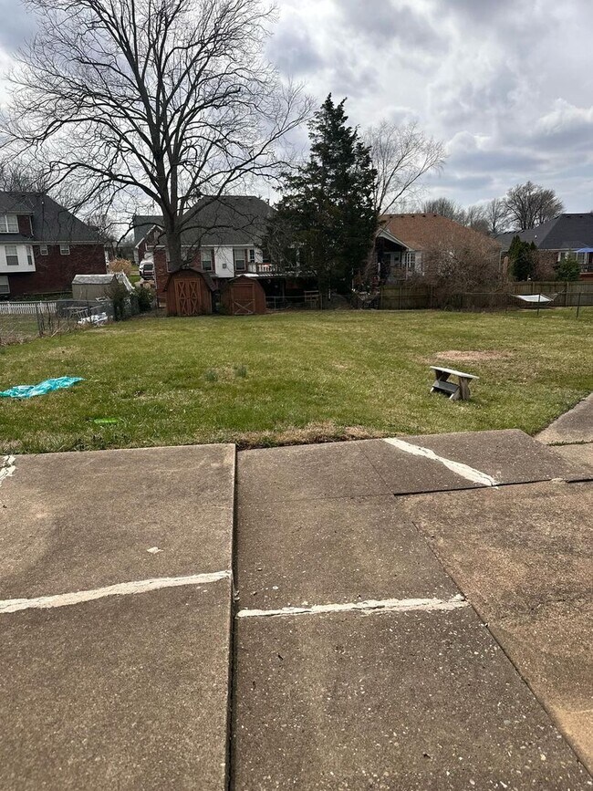 Foto del edificio - 3 BR/2.5BA | Newly Renovated Single Family Home | 1-Car Garage Parking | In Louisville!