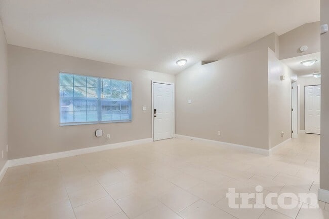 Foto del edificio - 2527 Orange Ave