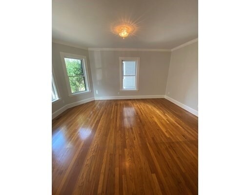 Foto del edificio - 98 Hancock St