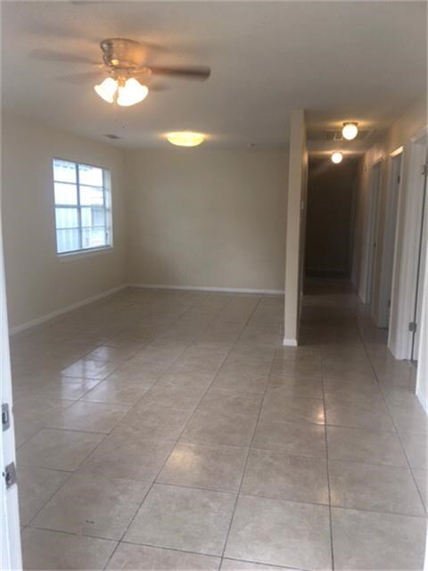 Building Photo - 7209 Karnes St