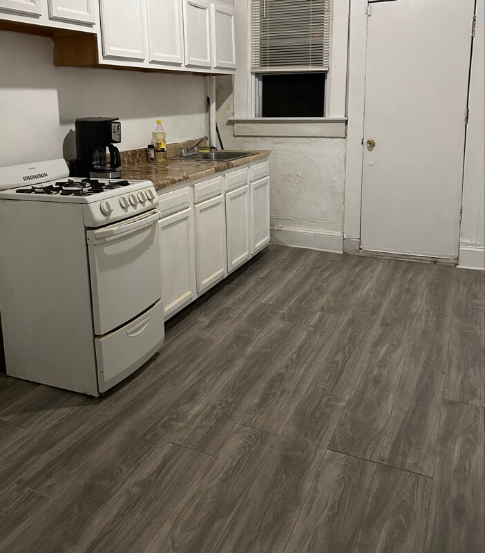 Foto principal - 2823 Presstman St