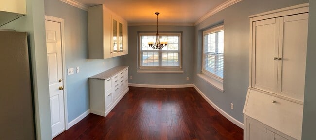 Building Photo - AVAILABLE NOW! 3 Bedroom 2 Bath Home on over 1 Acre in York with Clover Schools