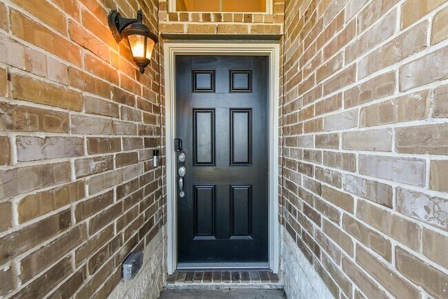 Foto del edificio - 4155 Falvel Cove Dr