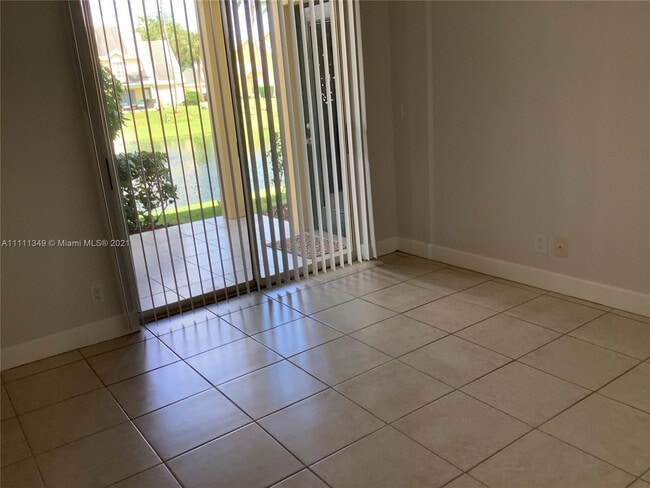 Building Photo - 6347 La Costa Dr