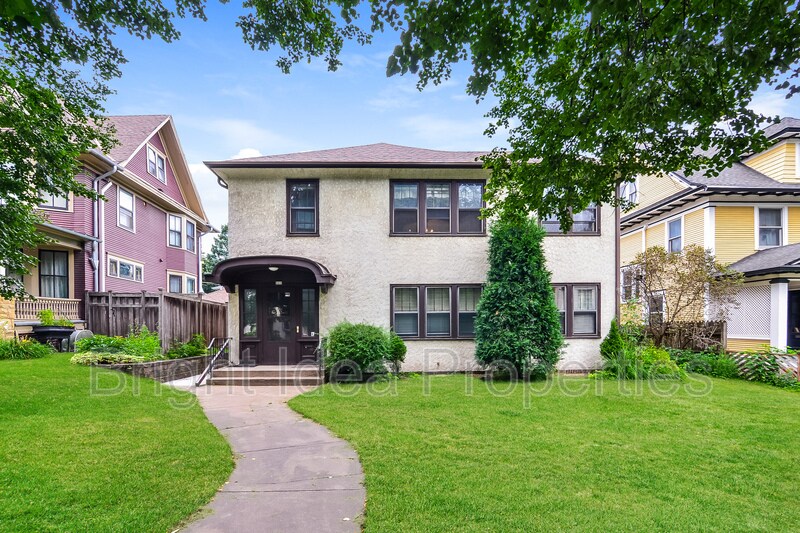 Primary Photo - 969 St Clair Ave