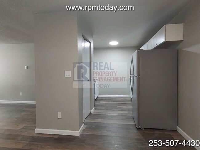 Foto del edificio - Remodeled 2 Bedroom Unit in Lacey!