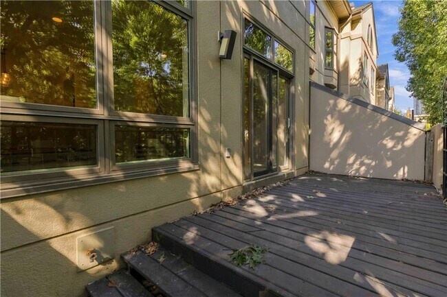 Foto del edificio - 3475 Oak Valley Rd NE