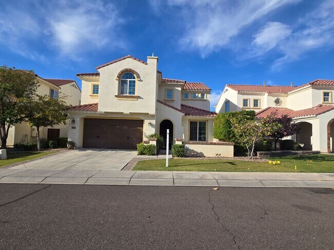 Building Photo - 4-bedroom 3.5 bath Executive Home in Ocotillo