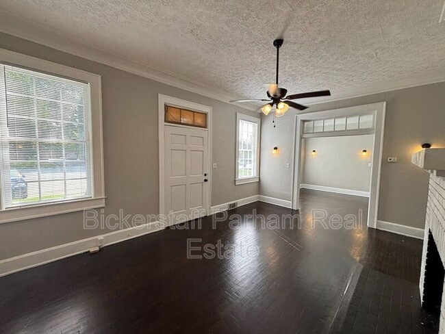 Foto del edificio - 1261 Cedar Ave
