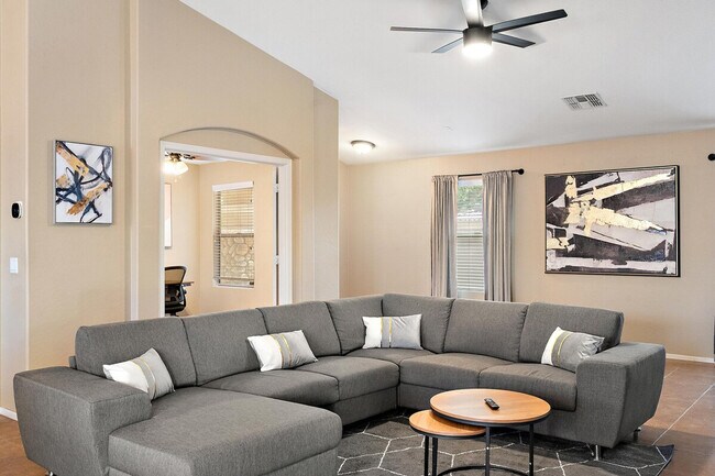 Foto del edificio - 2949 E Crescent Way